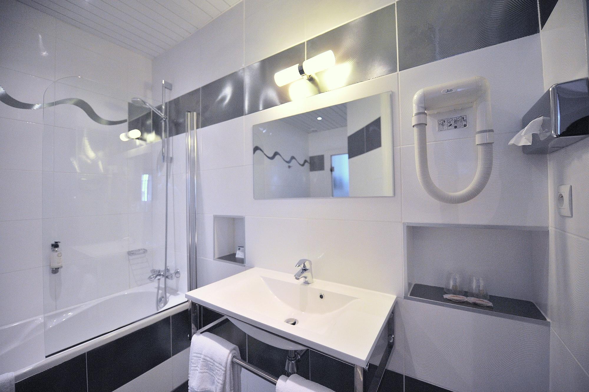 Hotel Continental Pau Centre Eksteriør bilde
