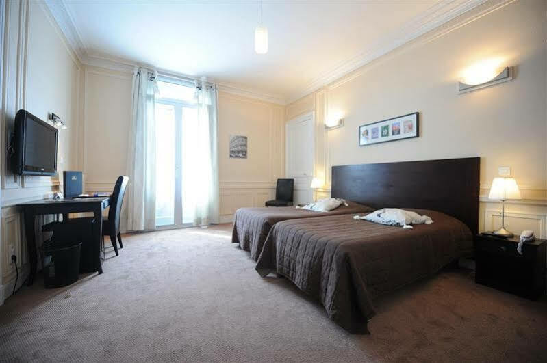 Hotel Continental Pau Centre Eksteriør bilde